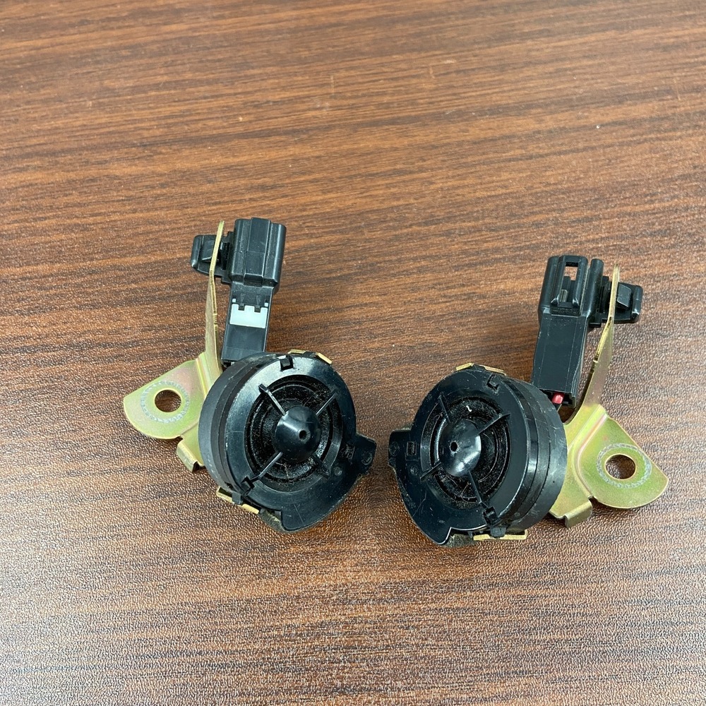 Car Front Door Audio Tweeter Speakers Pair w/ Mounting Brackets & Connectors